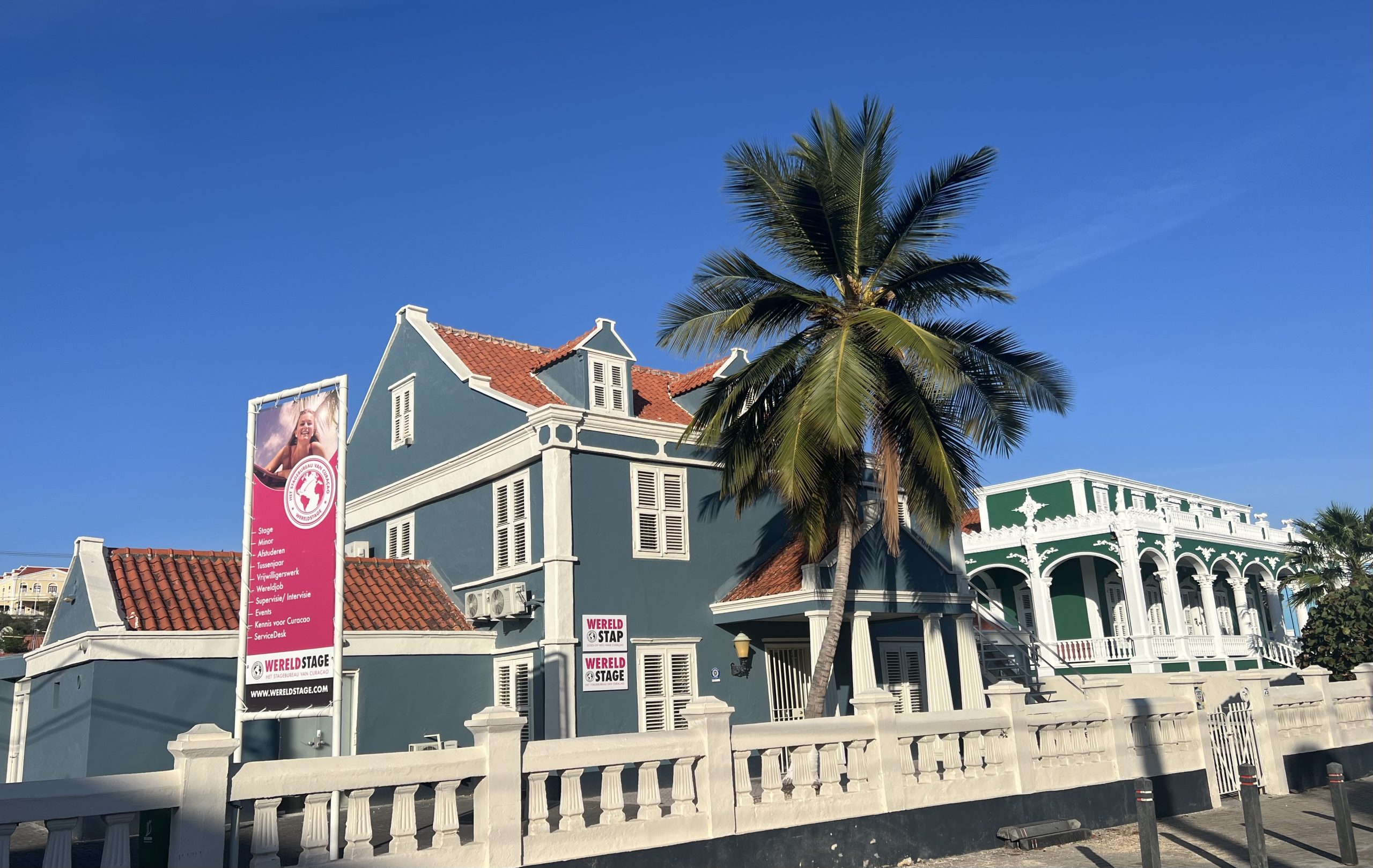 Het kantoor in Scharloo van Wereldstap Curaçao