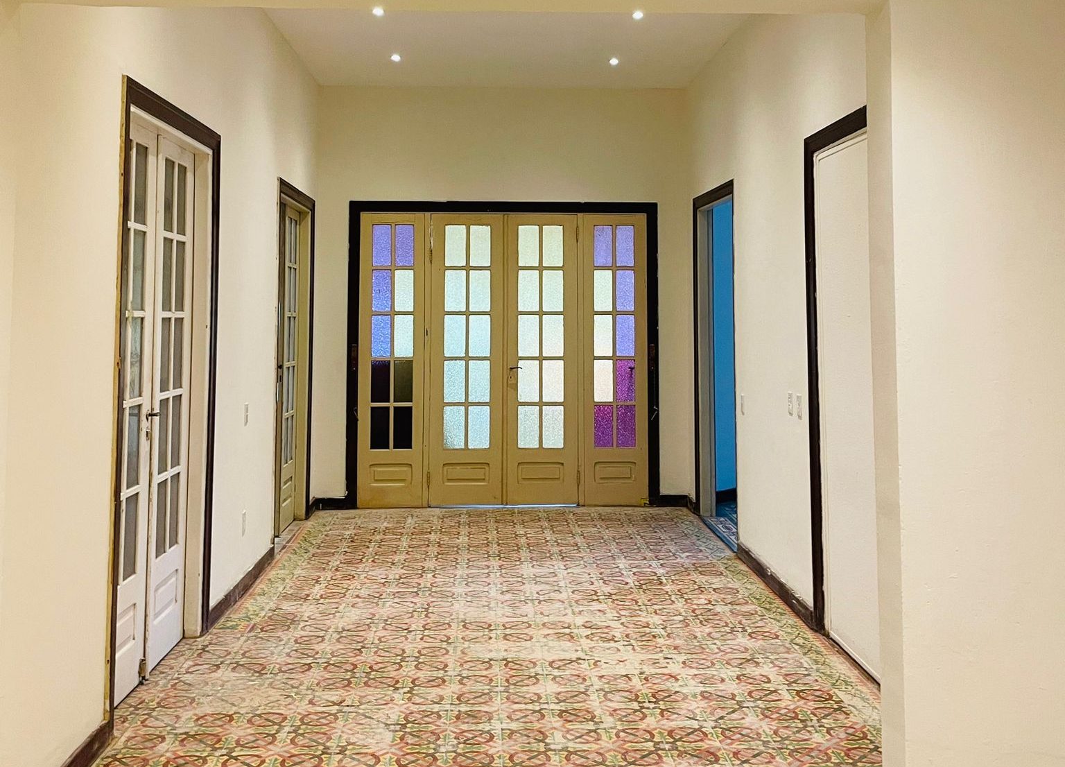 STudentenhuis Wereldstap Curacao Villa Bloemhof veel lichte ruimte