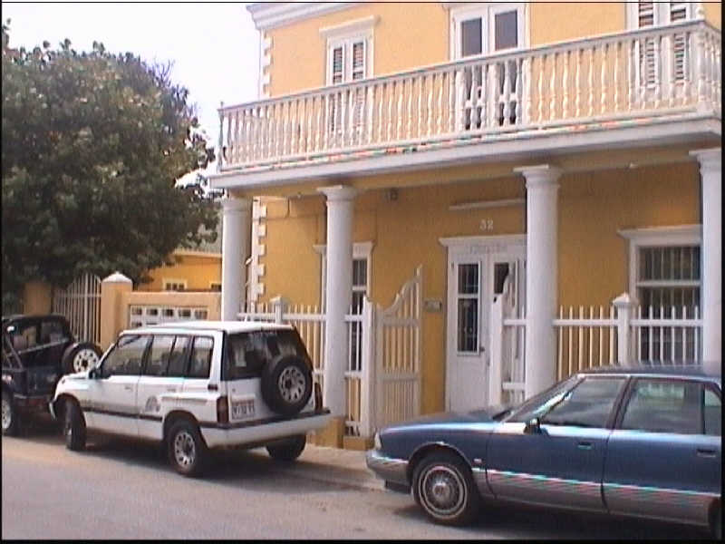 Wereldstap kantoor 25 jaar geleden inde Hoogstraat Otrobanda Curacao